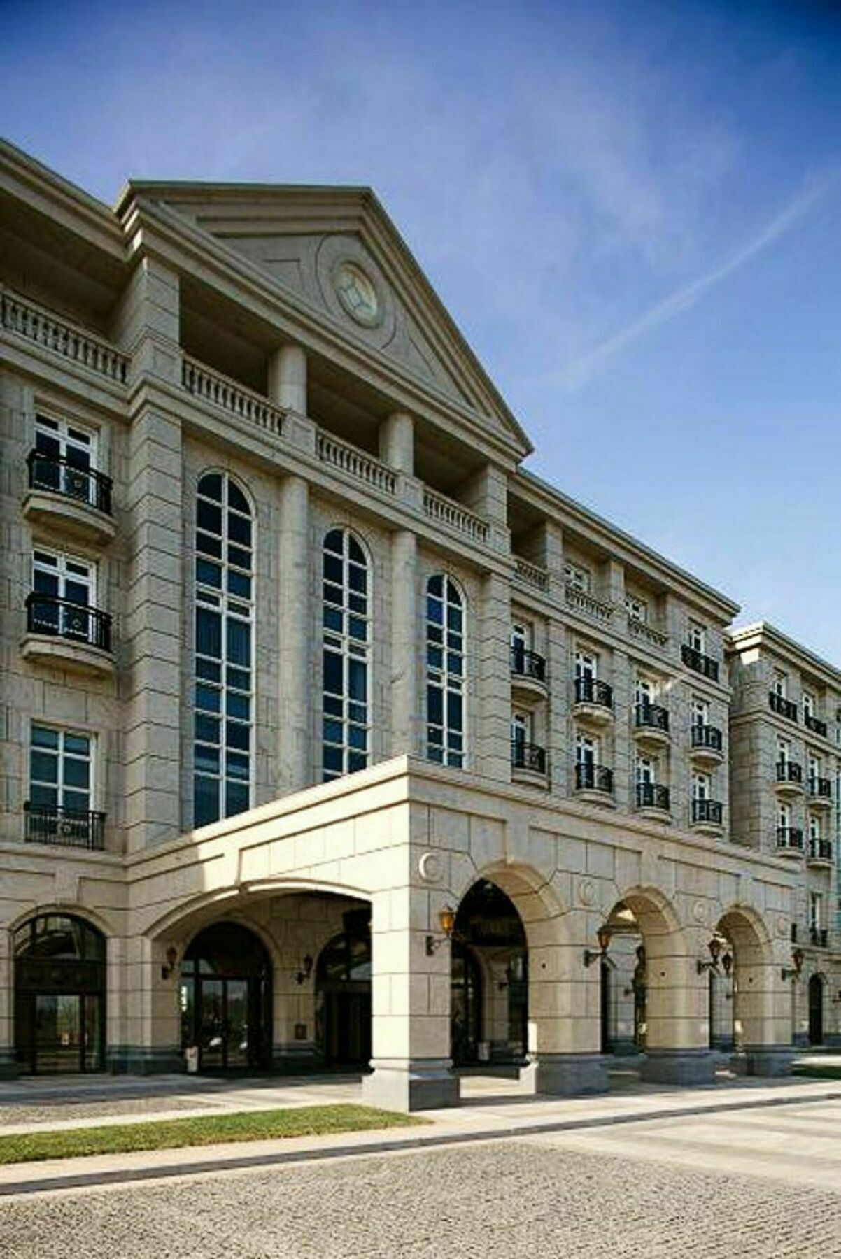 Tianjin Goldin Metropolitan Polo Club Hotel Xiqing Exterior foto